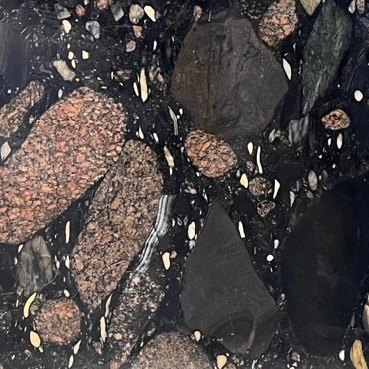 BLACK BASSI GRANITE