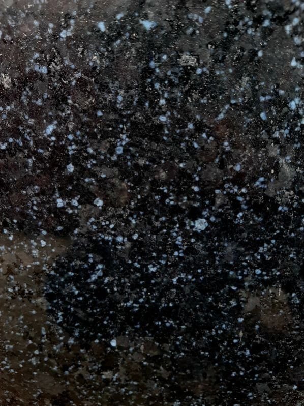 R BLACK BLUE DOT GRANITE